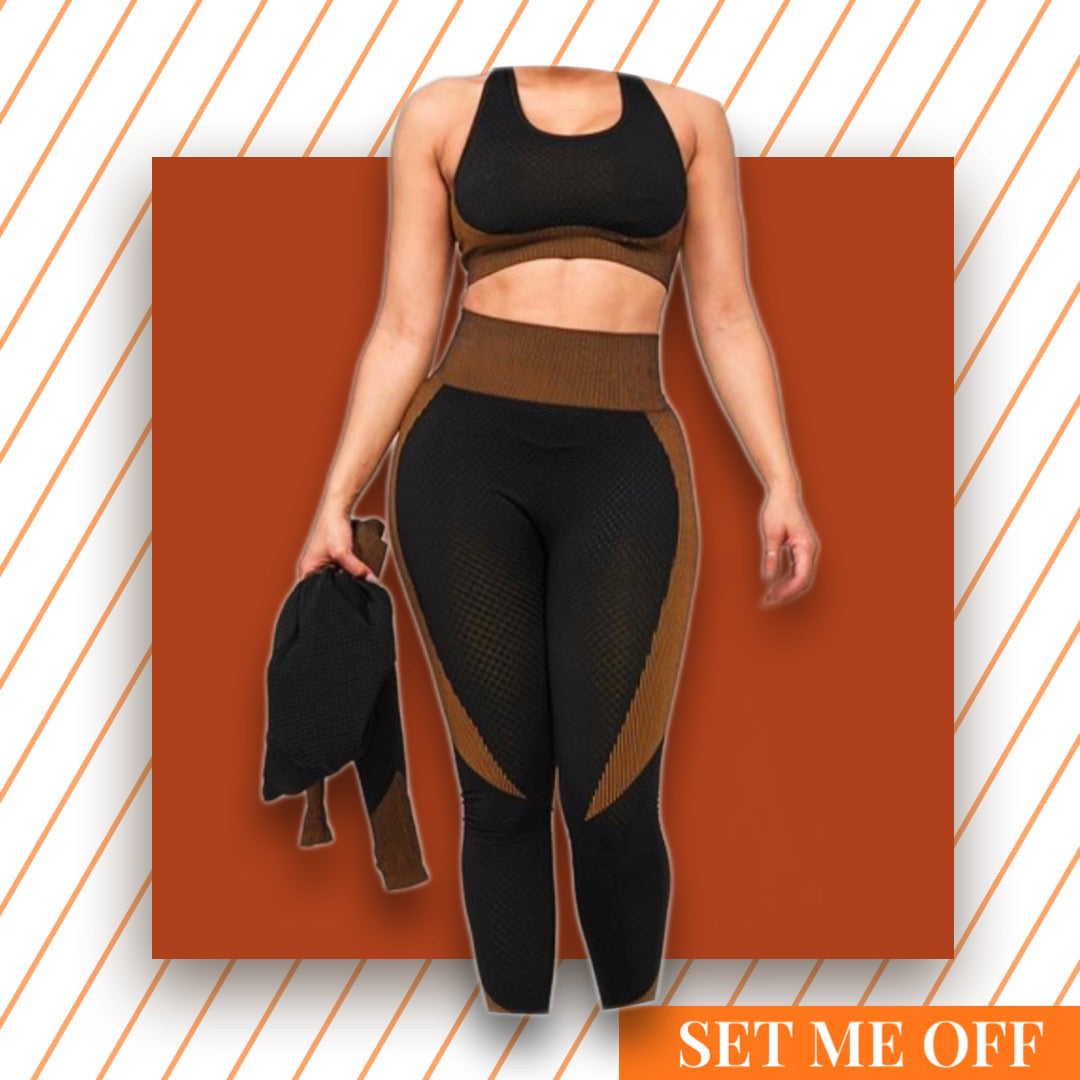 3 PIECE ACTIVE WEAR. COLOR BROWN AND BLACK. LEGGINGS, SPORTS BRA, AND JACKET.
